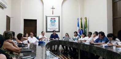 Reitoria da UVA anuncia ajustes orçamentários para 2015