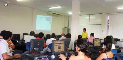 Biblioteca Central da UVA promove minicurso sobre Base de Dados e Busca Eletrônica a mestrandos em Zootecnia