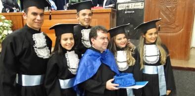 UVA outorga Grau a concludentes de cursos do PARFOR e Ciências Biológicas