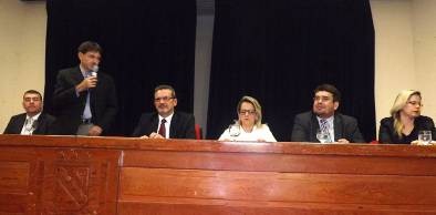 Curso de Direito da UVA homenageia professor Martônio Mont´Alverne