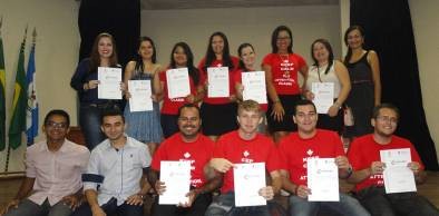 Núcleo de Línguas Estrangeiras da UVA realiza solenidade de entrega de certificados