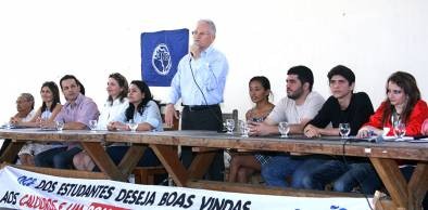 DCE da UVA realiza recepção aos calouros no campus Betânia