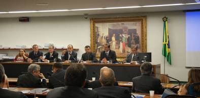 Frente Parlamentar debate custeio de universidades estaduais