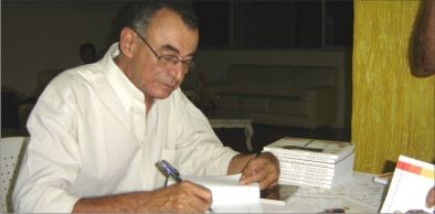 Livro sobre Padre Ibiapina é lançado na UVA