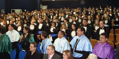 UVA outorga grau a formandos 2008.2