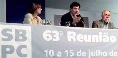 UVA realiza Outorga de Grau 2011.1 no campus do Derby 