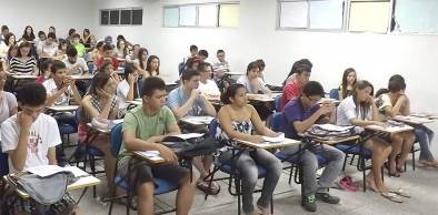 Curso de Letras da UVA realiza projeto Vestibular em Pauta