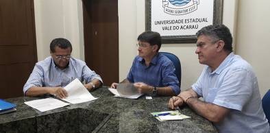 UVA e SDA firmam convênio de cooperação técnica para atuação da Universidade no Projeto Paulo Freire