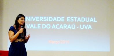 Senadora Patrícia Saboya fala à comunidade acadêmica no Dia Internacional da Mulher.