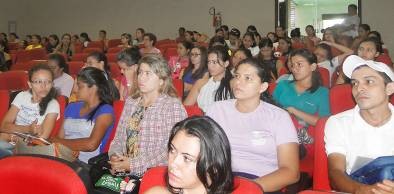 C.A de Pedagogia da UVA realiza seminário sobre formação profissional