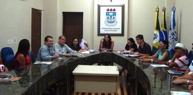 Suspensa a greve dos professores na UVA