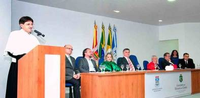 UVA concede Doutor Honoris Causa ao professor Luciano de Arruda Coelho