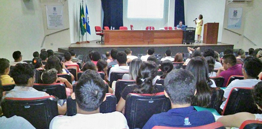 VIII Semana do Curso de Química discute Economia Sustentável e Qualidade de Vida