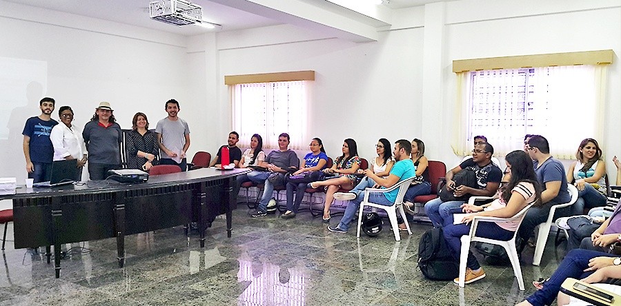 Pró-Reitoria de Extensão recepciona bolsistas e voluntários de projetos em 2016