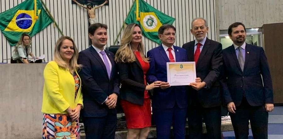 Sessão Solene da Assembleia Legislativa do Ceará homenageia 51 Anos de Fundação da UVA