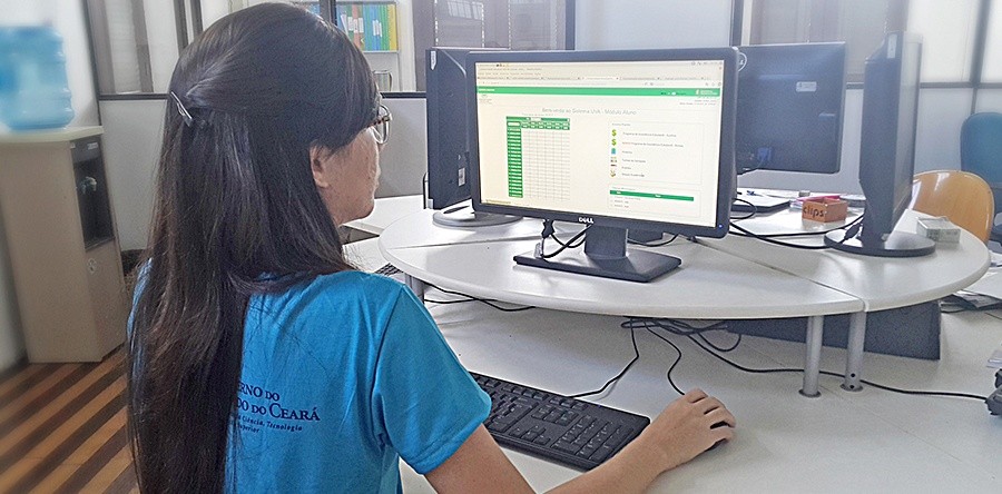 Manual auxiliará alunos veteranos na matrícula para o Semestre 2015.1