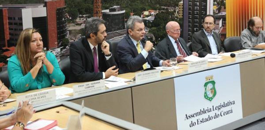 UVA participa de discussões sobre Plano Estadual de Educação do Ceará