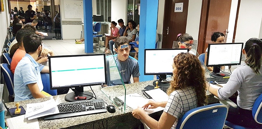 UVA inicia matrícula de aprovados no Vestibular 2017.1. Classificáveis farão matrícula nos dias 31 de maio e 1º de junho