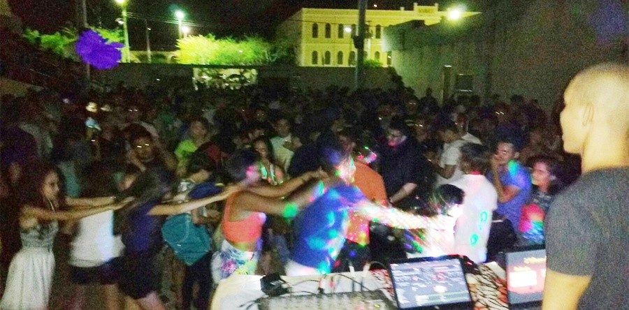 Festa dos Calouros encerra semana de recepção aos novatos do Semestre 2015.2