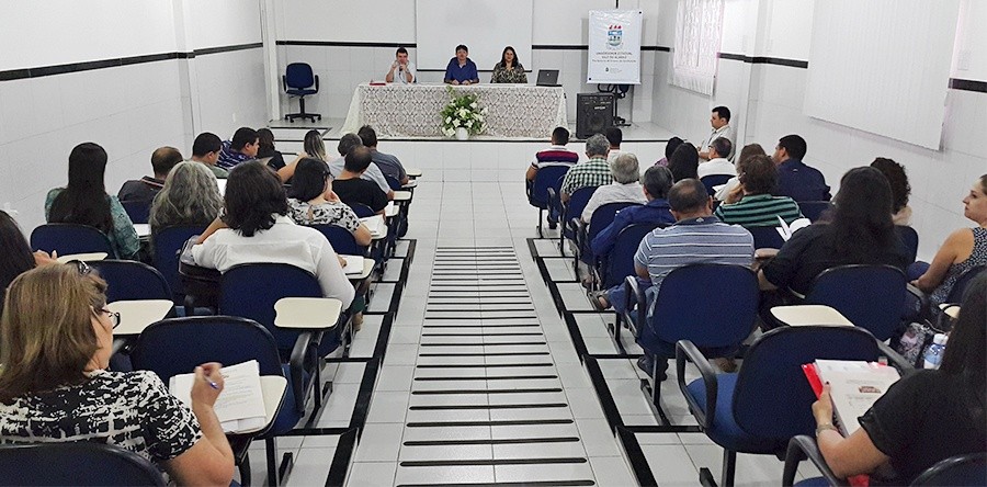 Novos professores participam de atividades de introdução à Universidade promovidas pela PROGRAD e DRH