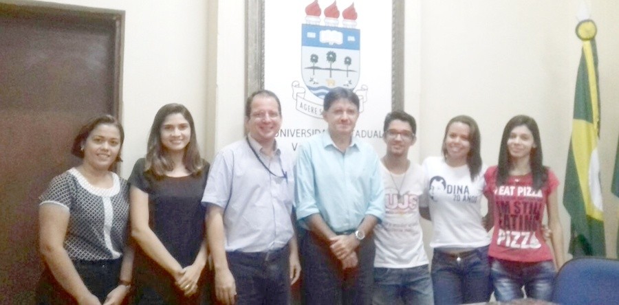 Reitoria reúne-se com novos dirigentes do DCE/UVA