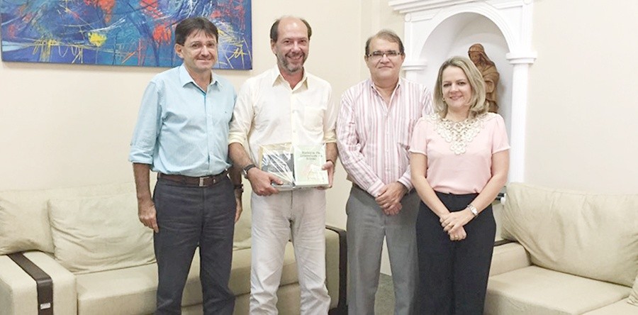 Em visita à UVA, Prefeito Ivo Gomes garante apoio à demandas da Universidade