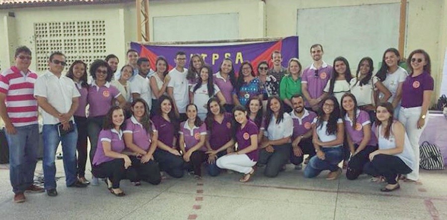 Representantes do Ministério da Saúde e Organização Pan-americana de Saúde visitam Liga de Promoção em Saúde do Adolescente na UVA