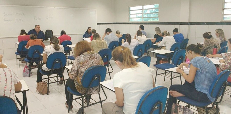 Candidatos ao Mestrado Profissional em Saúde da Família fazem prova na primeira etapa do processo seletivo