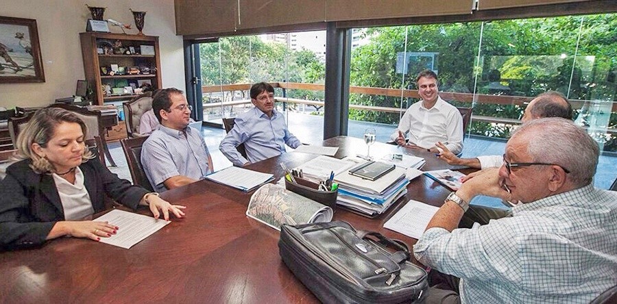 Reitor da UVA se reúne com Governador Camilo Santana para tratar de demandas da Universidade