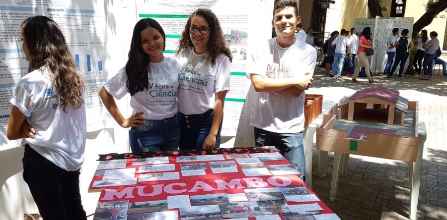 Estudantes de 30 municípios participam da IV Feira de Ciências e Mostras Científicas na UVA