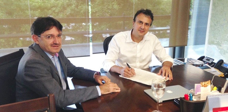 Governador Camilo Santana assina Ato de Nomeação de 23 professores aprovados em Concurso Público da UVA