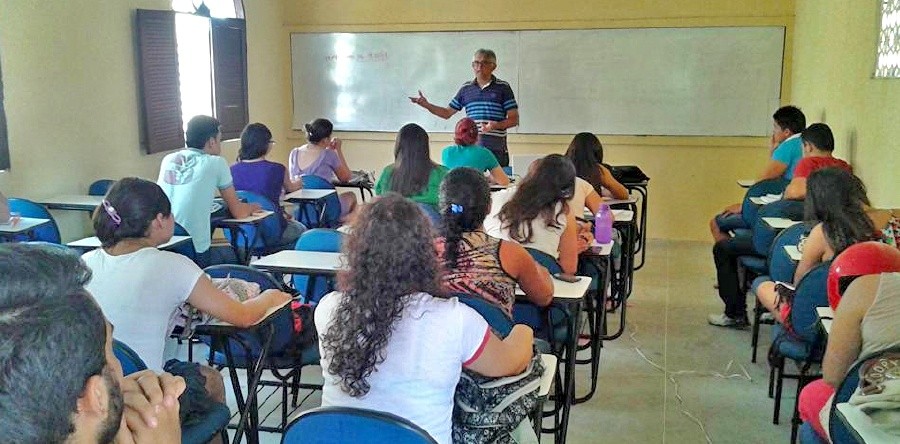 Curso de Zootecnia promove apresentação sobre uso de Biodigestor como tecnologia sustentável no campo