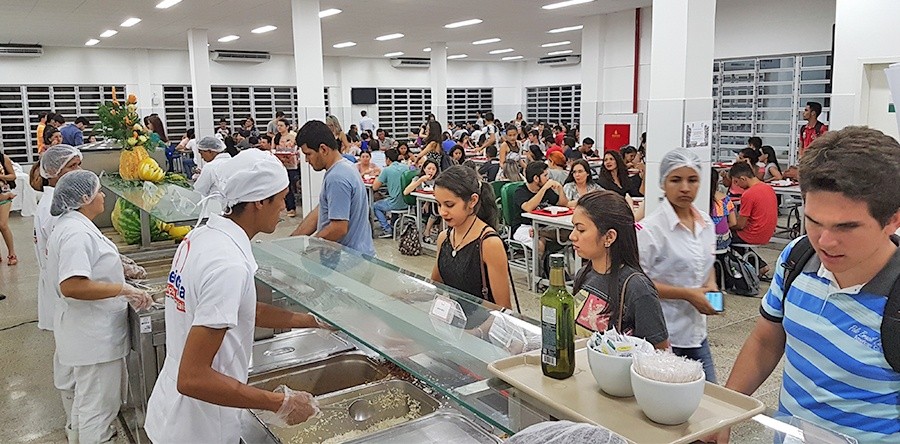 Universidade Estadual Vale do Acaraú anuncia redução nas taxas do Restaurante Universitário