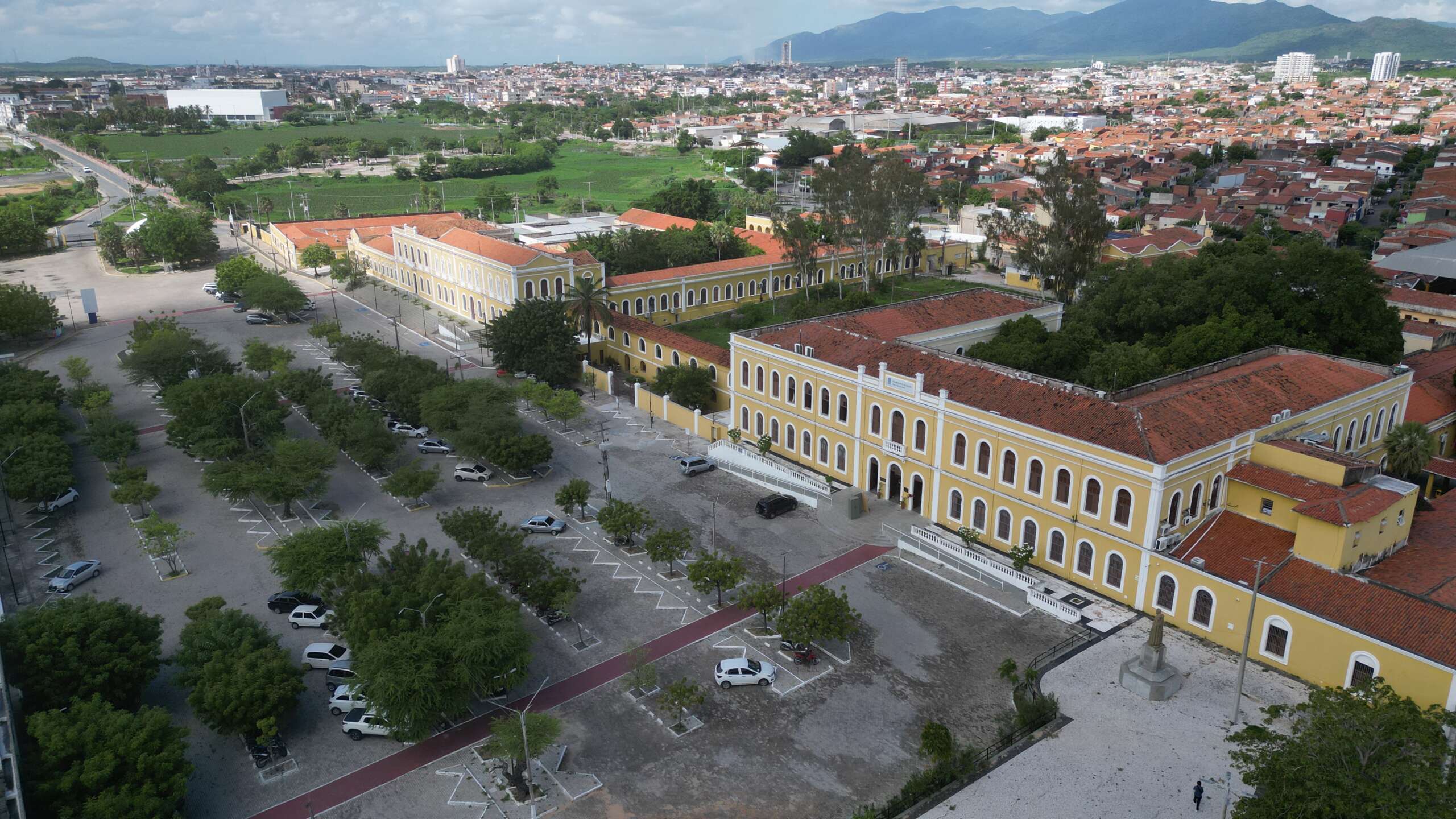 UVA abre Processo Seletivo do Vestibular 2026.2 com nota do ENEM; curso de Psicologia passa a ser ofertado